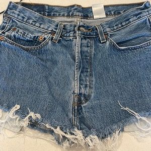 Levi 501 Jean Shorts